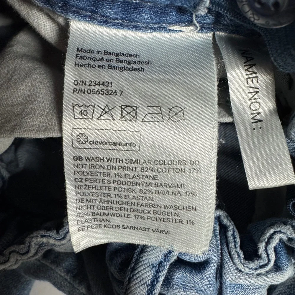 H&M Relaxed Tapered Leg Denim Jeans Distressed‎ Graphics Kids Size 3-4Y